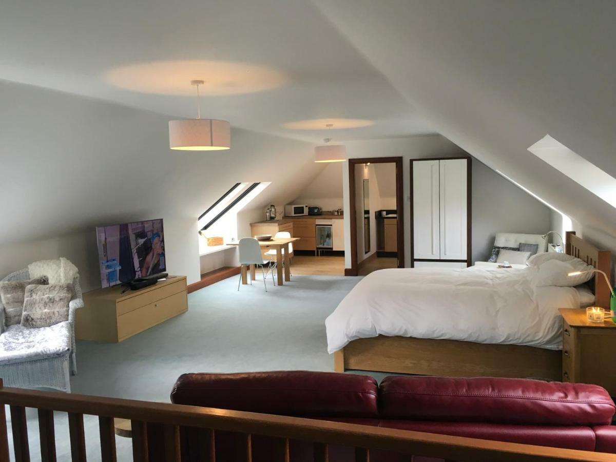The Suite At Scarbuie Ballater Exterior foto
